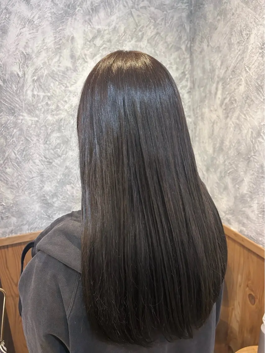 ロング カラー 透明感カラー インナーカラー トリートメント 北岡 慶子 大宮駅西口徒歩3分のヘアスタイル