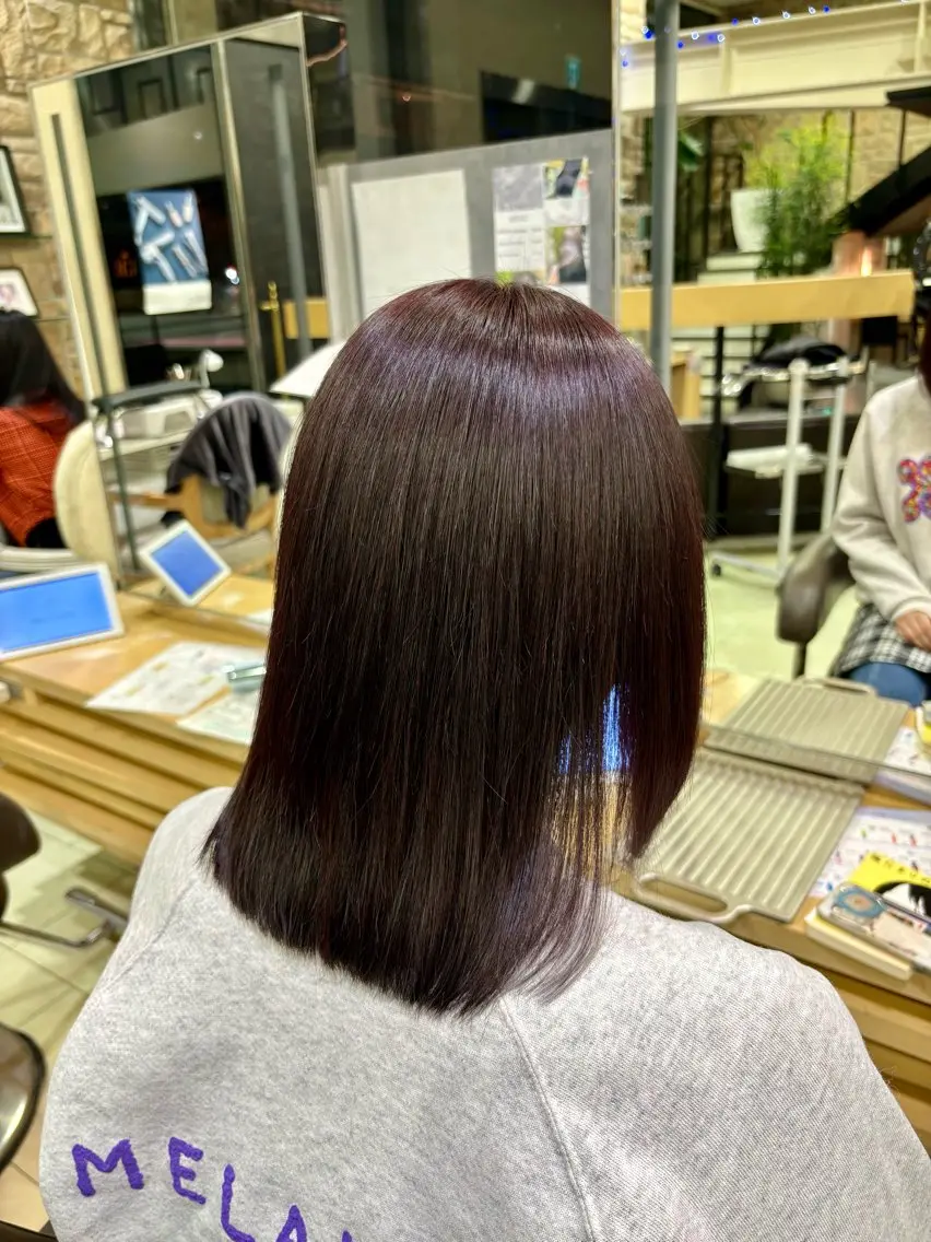 ミディアム カラー ヘアカラー airi🌺カラー /特殊ヘア⛓️🖤のヘアスタイル