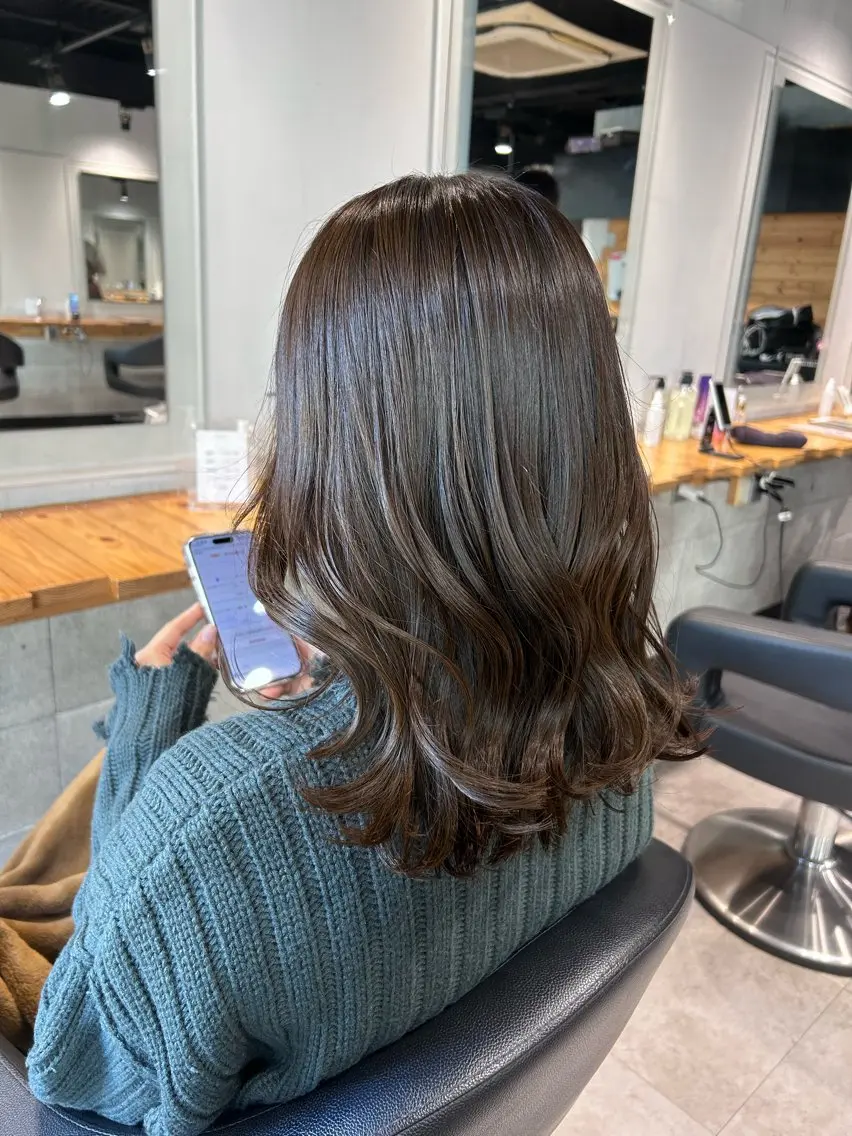 セミロング カット ヘアカラー ヘッドスパ レイヤーStyle 🪽菜々実のヘアスタイル