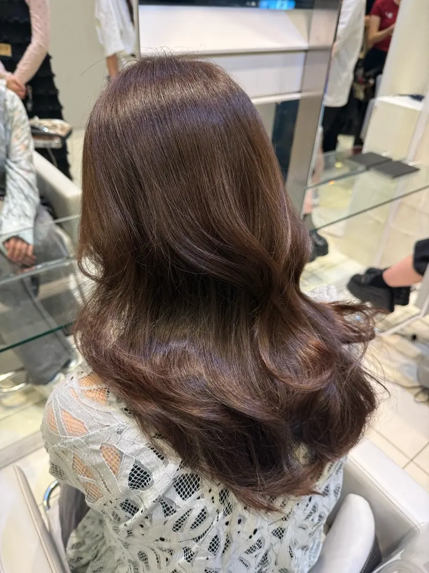 セミロング カラー ヘアアレンジ ヘアカラー トリートメント 🫧透明感 × 艶髪カラー🫧このかのヘアスタイル