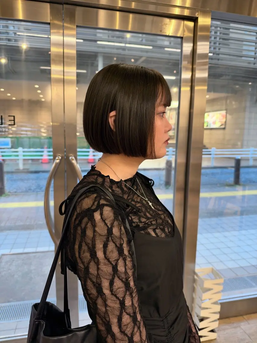 ショート ELEN kotojiのヘアスタイル
