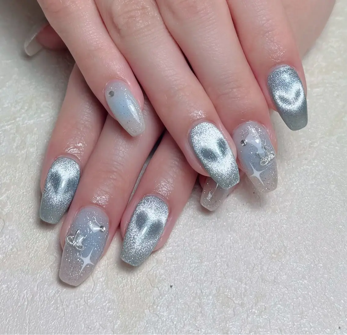 ネイル アートネイル 長さ出し フレンチネイル ジェルネイル ガーリー ハンドネイル 中野駅から2分 MEO NAILのネイルデザイン