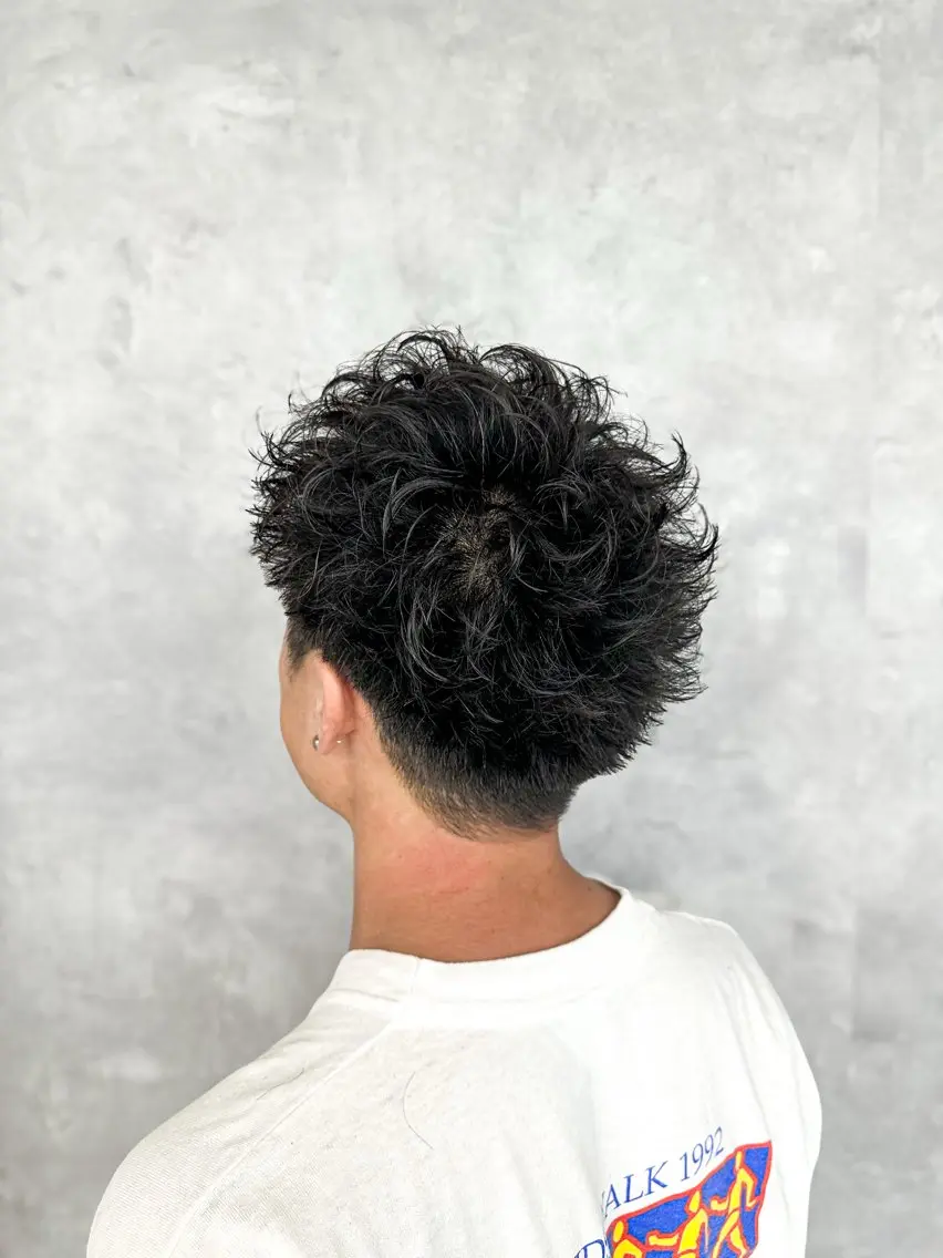 パーマ メンズ メンズパーマ スパイキーショート 刈り上げ 天神/メンズ/カラー パーマ【佐々木凌平】のヘアスタイル