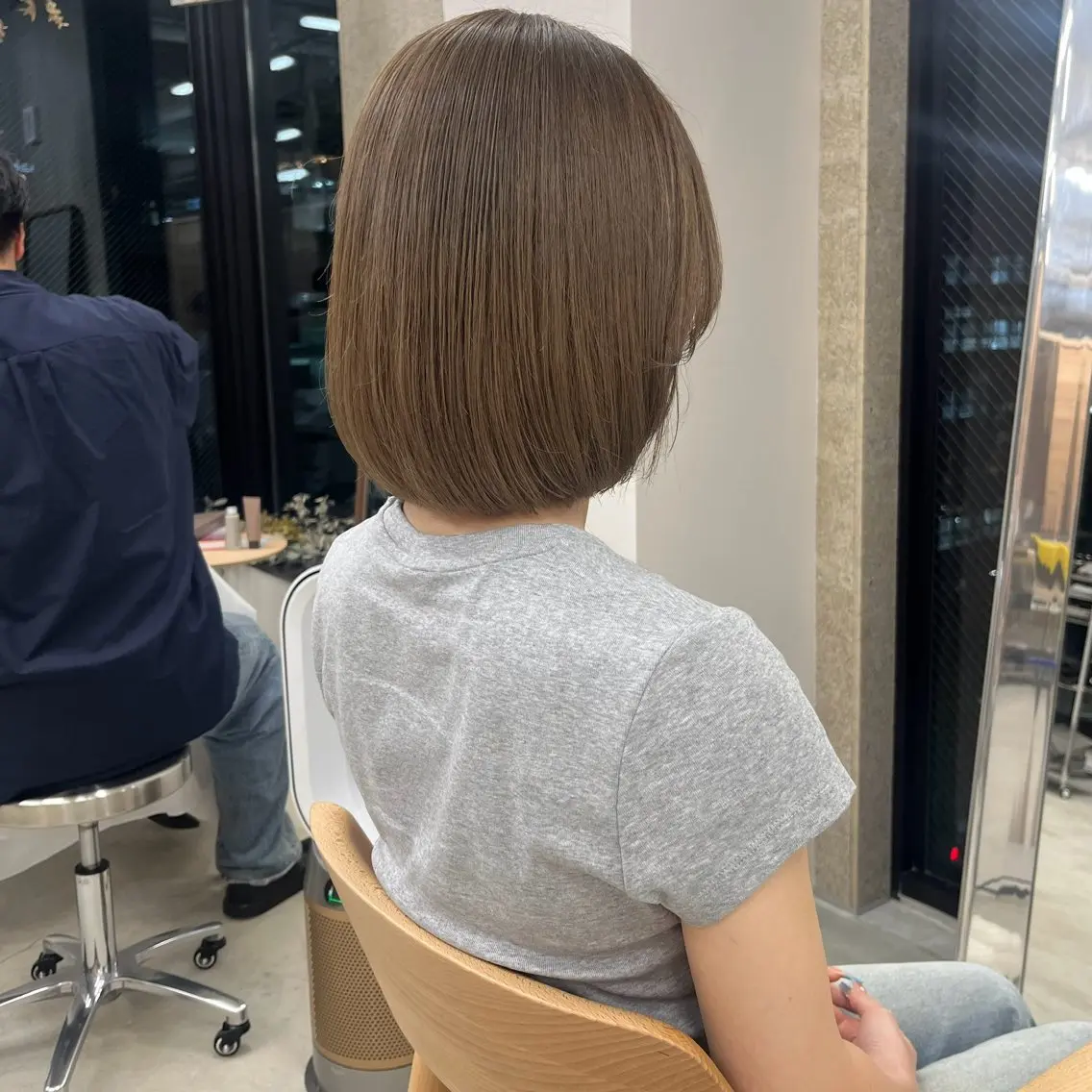 ミディアム カラー ボブ カット ヘアカラー トリートメント SiLO yuri andoのヘアスタイル