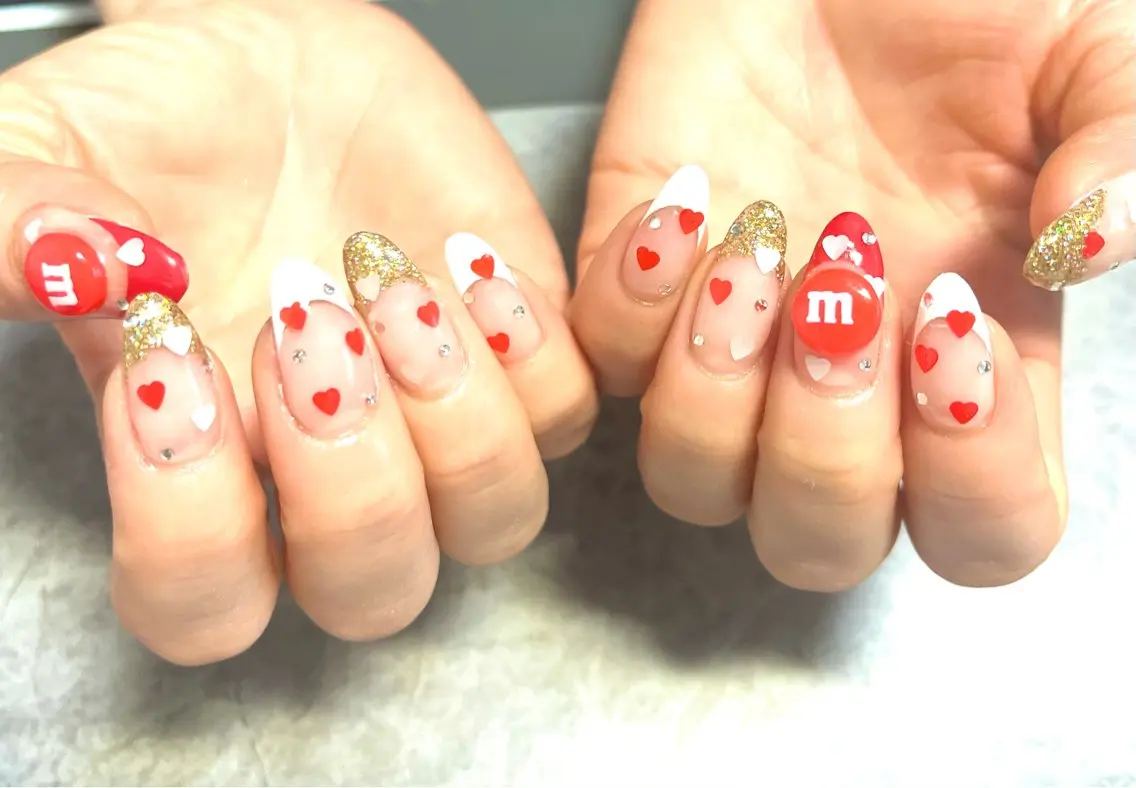 ネイル フレンチネイル ハート 持ち込み ハンドネイル ハンドケア ベテランネイル cnc nailのネイルデザイン