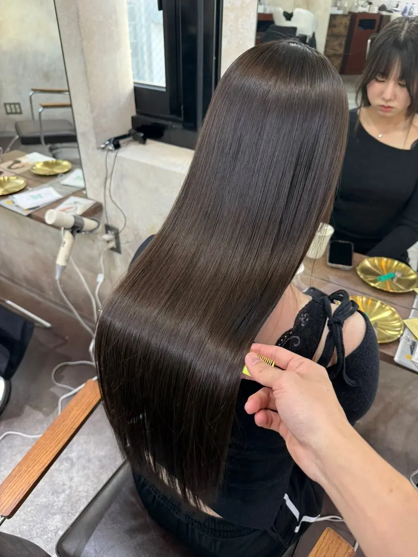 ロング 髪質改善 縮毛矯正 若命燿史／レイヤー 縮毛矯正/髪質改善のヘアスタイル