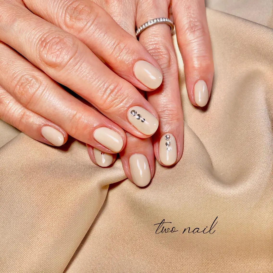 ネイル アートネイル フットネイル ハート ニュアンスネイル ホワイト ハンドネイル two nailのネイルデザイン