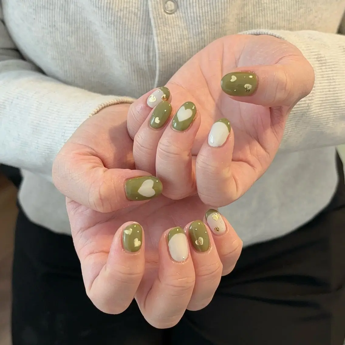 ネイル フレンチネイル キラキラネイル 韓国ネイル ミラーネイル ニュアンスネイル private salon zzz…のネイルデザイン