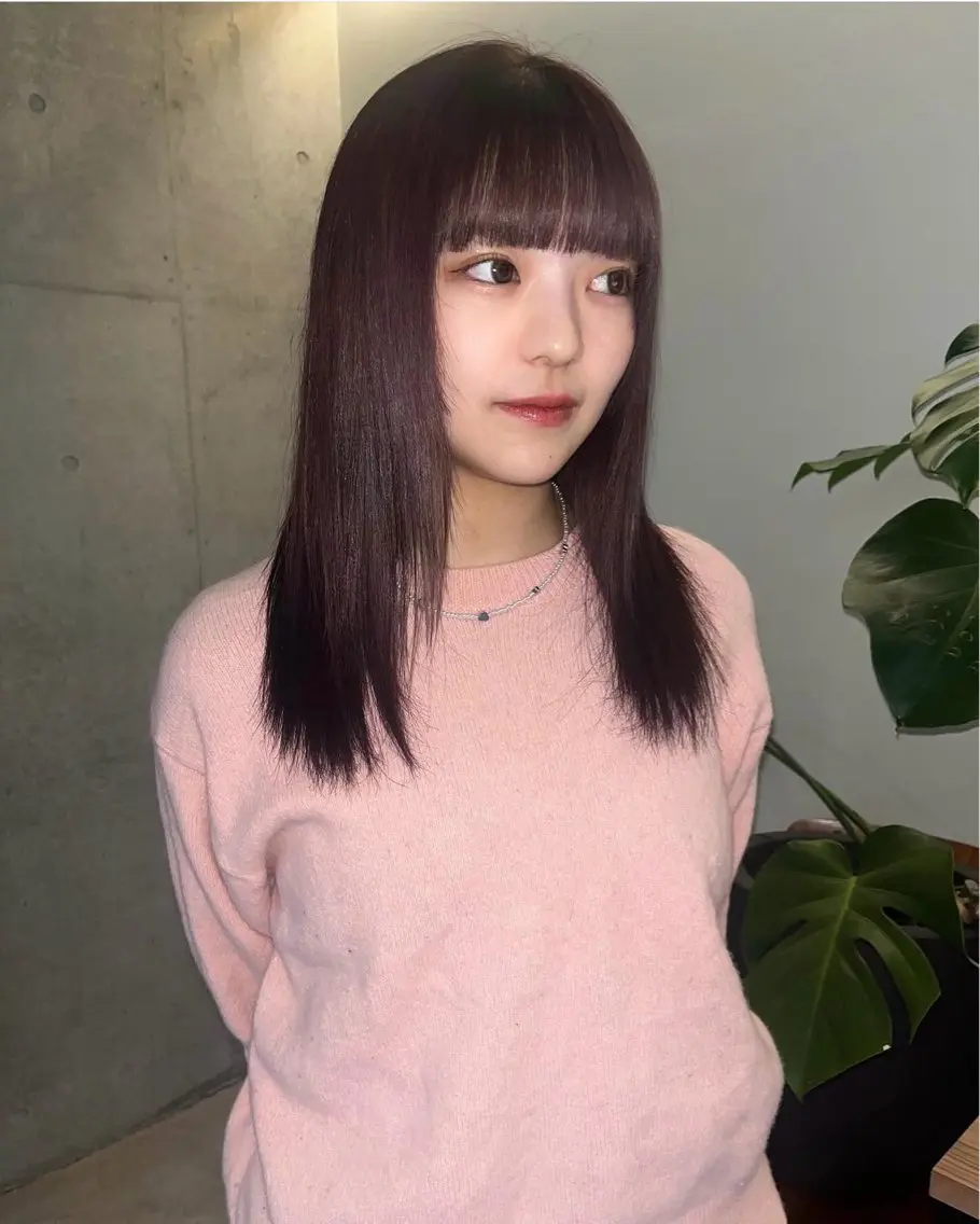 ミディアム ヘアカラー 青木 里空のヘアスタイル