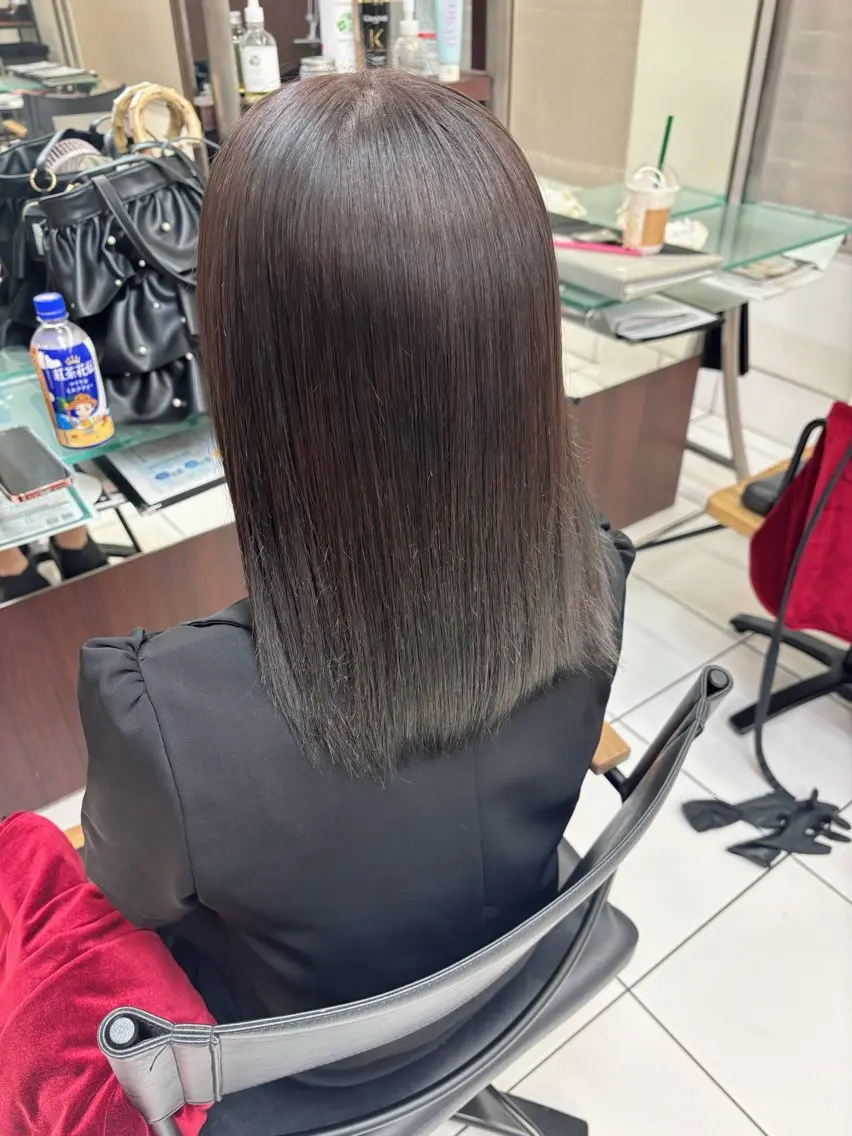 ミディアム カラー グレージュ ラベンダーカラー ラベンダーグレージュ ラベンダーグレー ヘアカラー 透明感カラー️🫧 清水杏乃のヘアスタイル