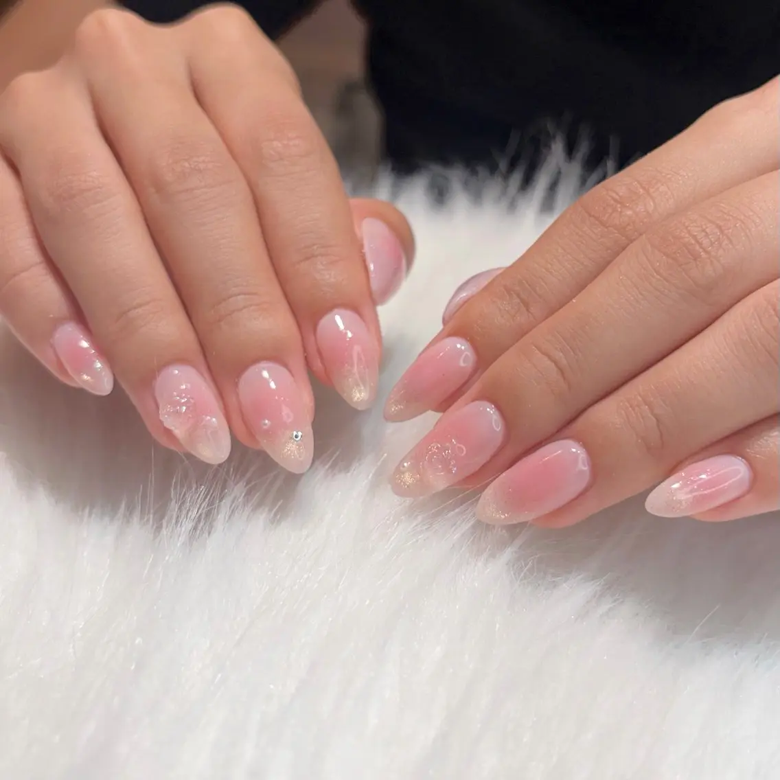 ネイル ハンドネイル MEI 🍑 nail OAKのネイルデザイン