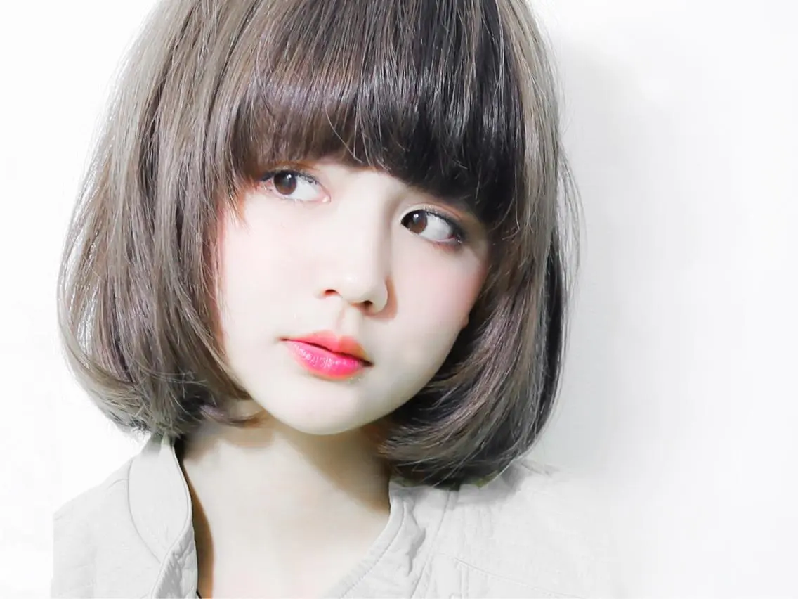 ミディアム カラー イズ ミのヘアスタイル