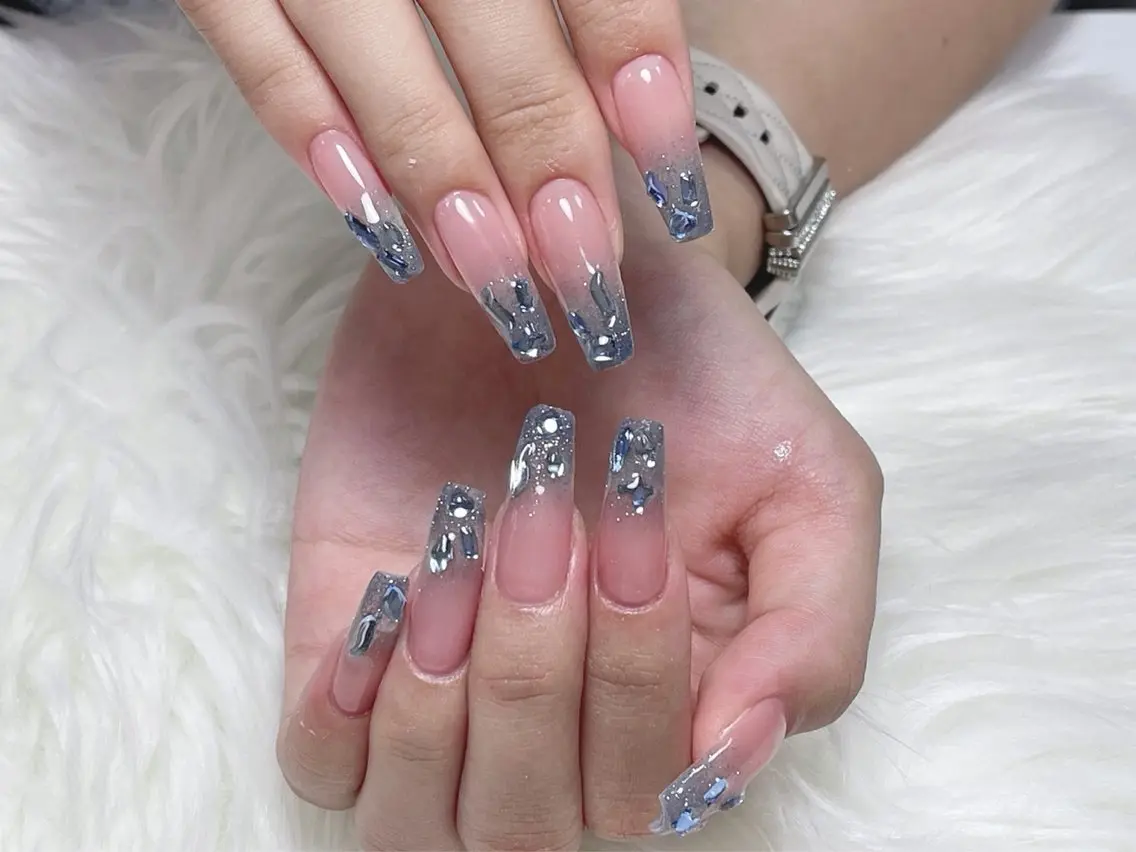 ネイル ハンドネイル AURA NAIL 🌟鶴見店のネイルデザイン