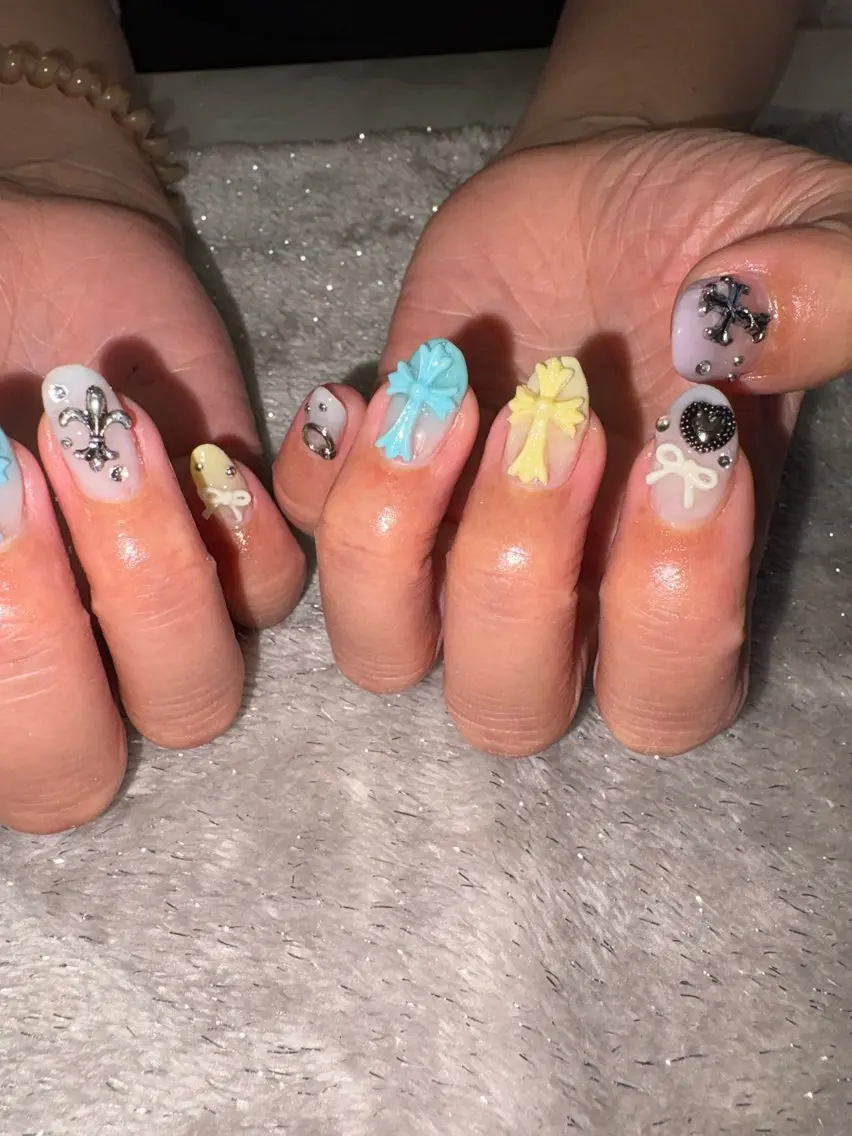 ネイル グラデーション ショートネイル ハンドネイル nail.s misatoのネイルデザイン