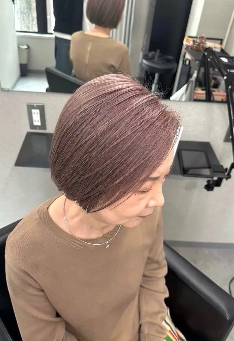 ショート ヘアカラー SLASHスラッシュ 兵頭　裕のヘアスタイル