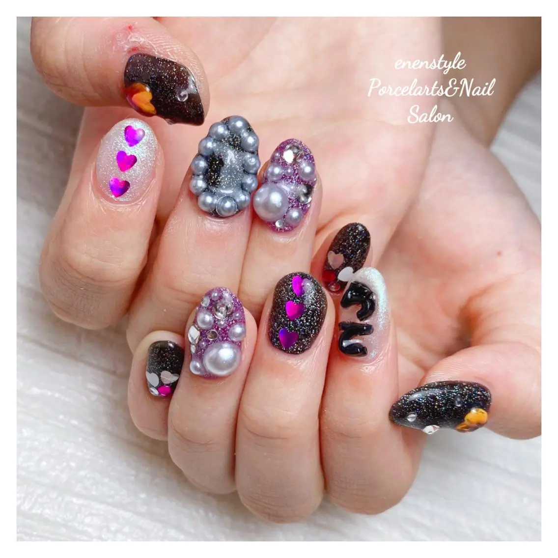ミディアム ネイル 🐾enen style 🐾のネイルデザイン