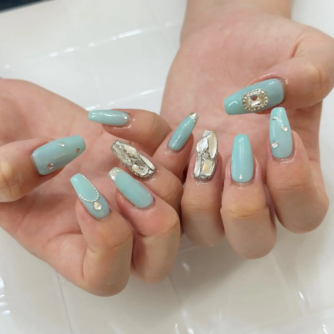 ネイル Elegancia. Hiromiのネイルデザイン