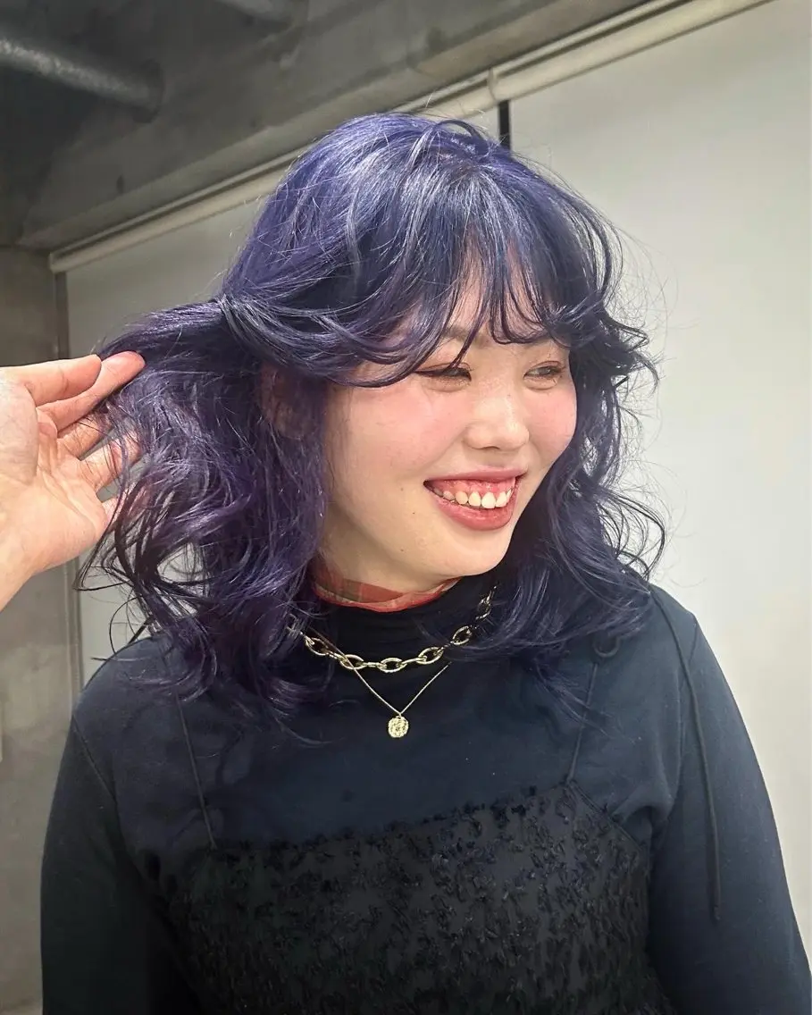 ミディアム ヘアカラー Hiyo 外国人風くせ毛パーマのヘアスタイル