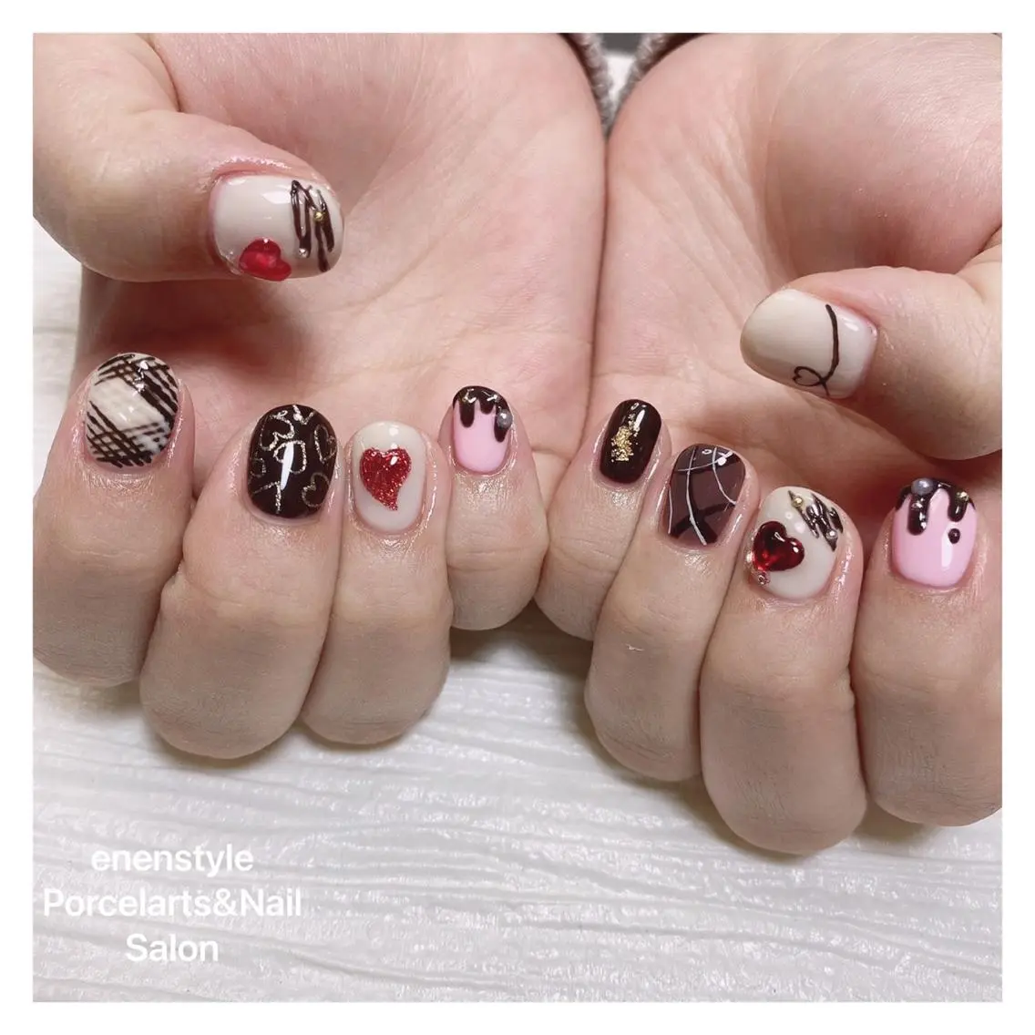 ショート ネイル ハンドネイル 🐾enen style 🐾のネイルデザイン
