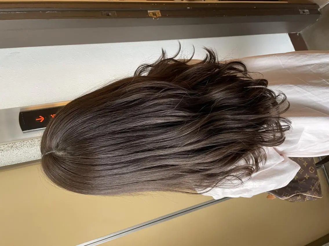 ロング カラー アッシュ ベージュカラー ブリーチ ブリーチなしカラー カット ヘアカラー トリートメント ハイトーン得意😍 Lumiereのヘアスタイル