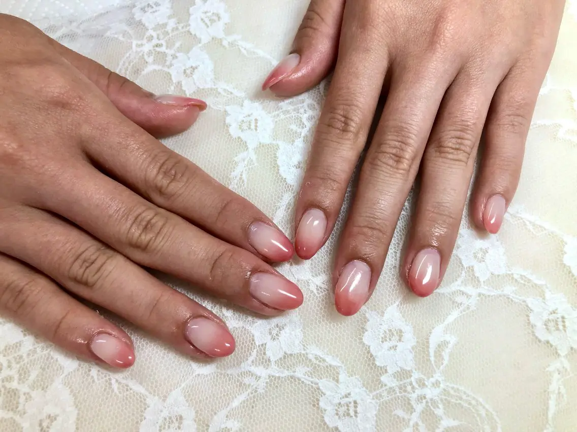ネイル グラデーション シンプルネイル ハンドネイル ハンドケア 心斎橋Salon Epokkuのネイルデザイン