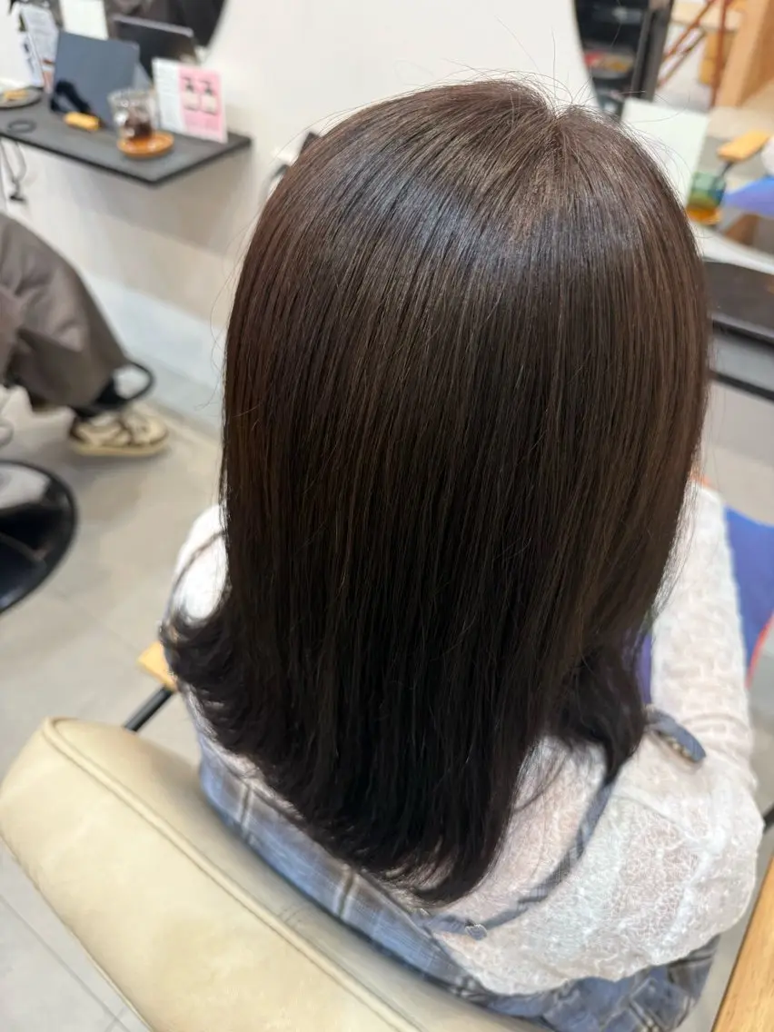 ミディアム カット ヘアカラー AYANO/ カラー🍭縮毛🌧️のヘアスタイル
