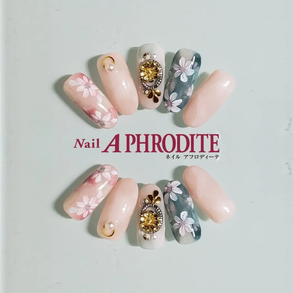 ネイル ジェルネイル ニュアンスネイル スカルプネイル ソフトジェル ネイルチップ ハンドネイル Nail Aphroditeのネイルデザイン