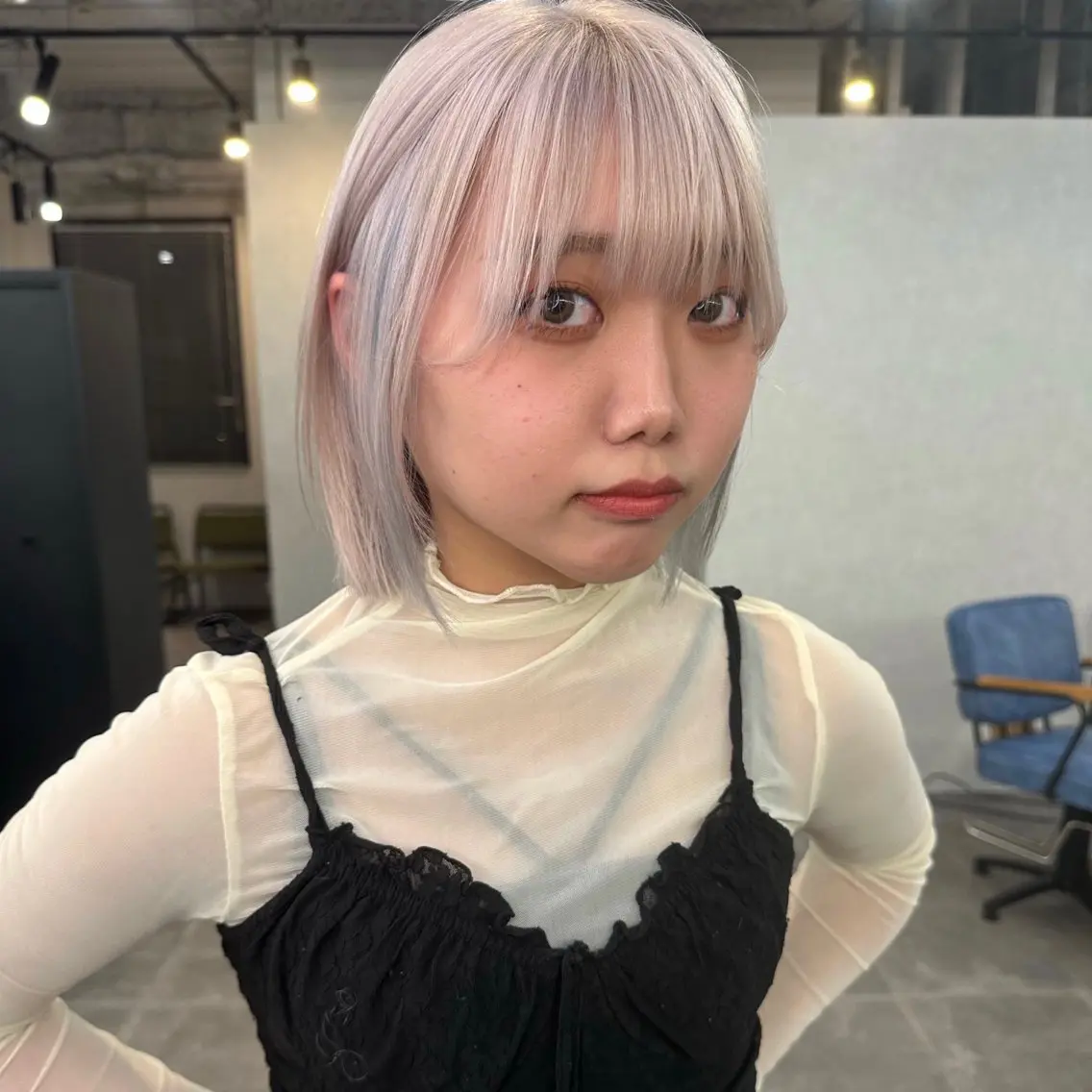 ミディアム カラー ヘアカラー ハイトーン カラーのヘアスタイル
