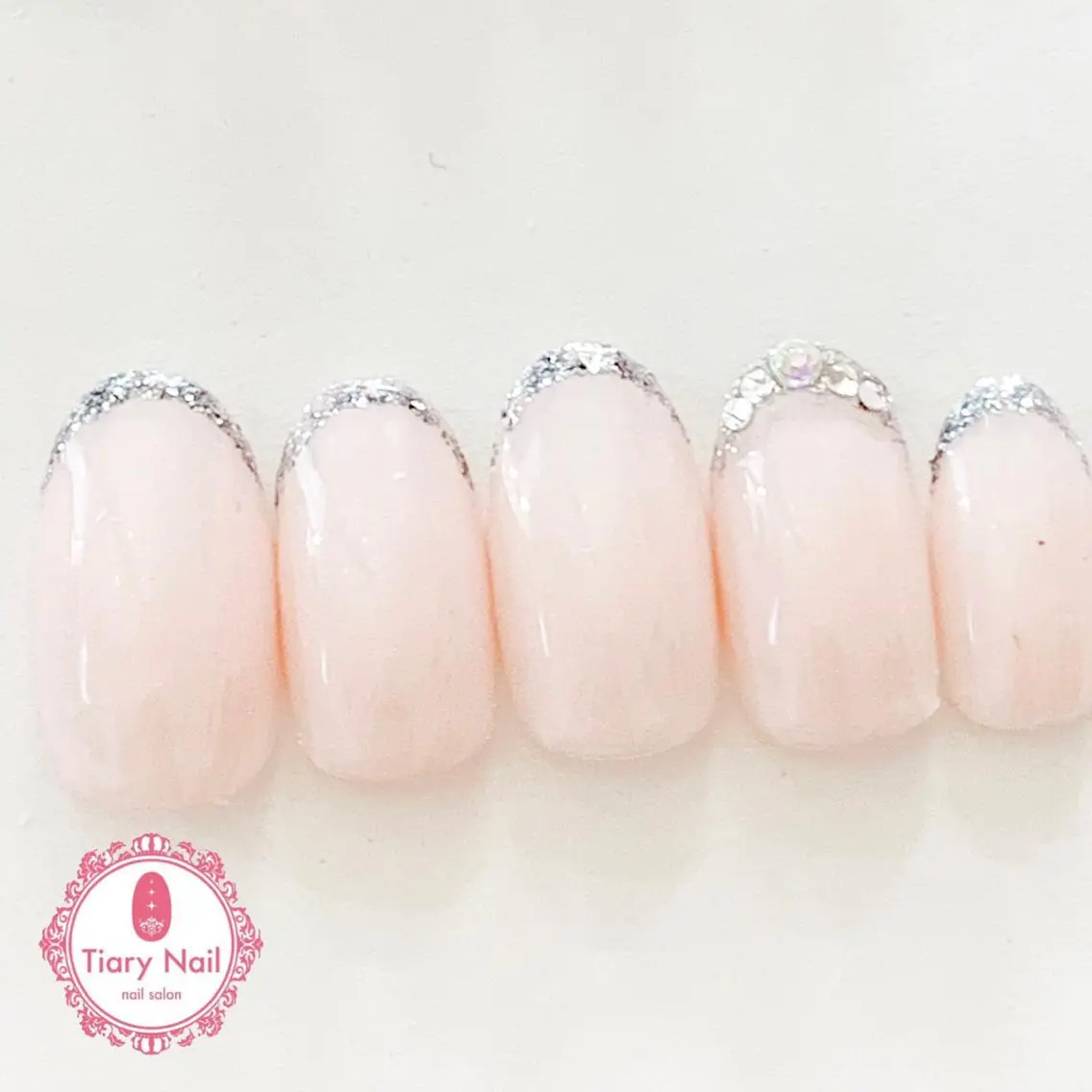ネイル tiarynail K K🐼のネイルデザイン