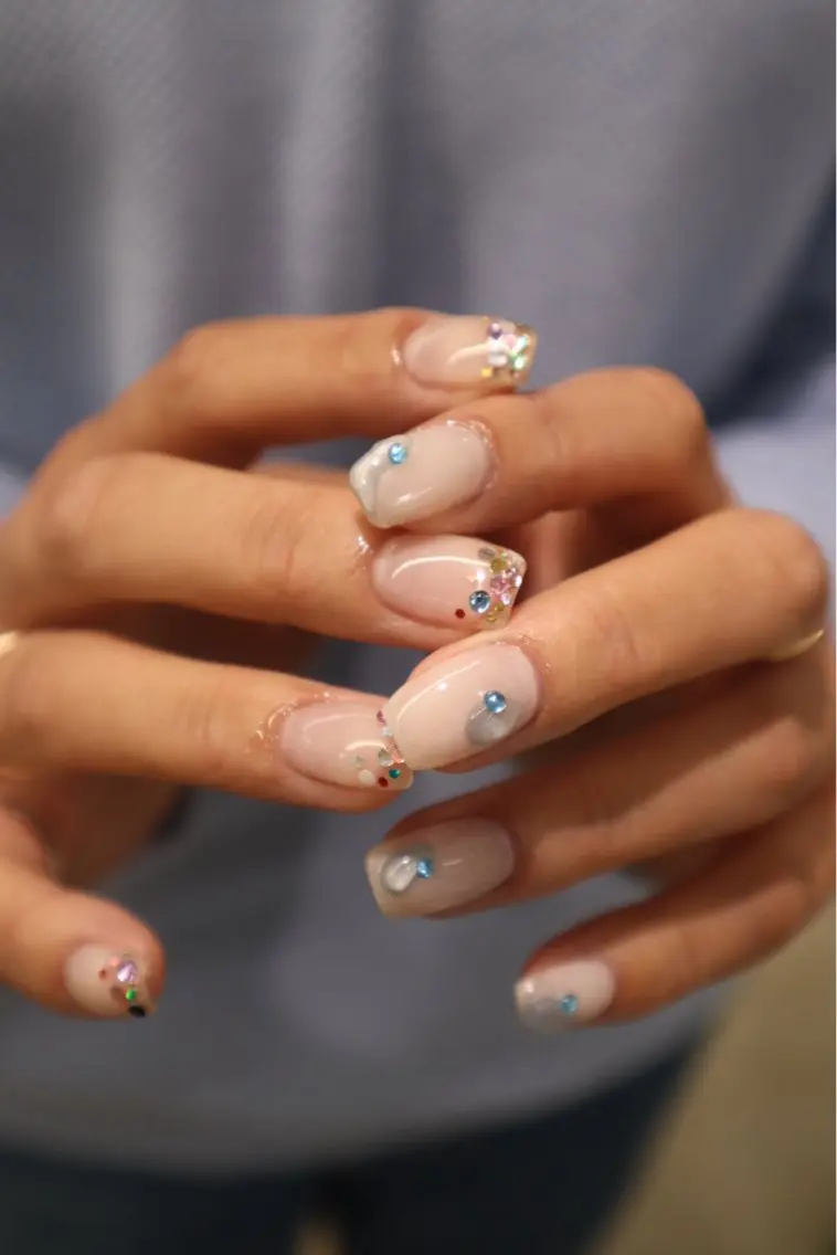 ネイル マグネットネイル ぷっくりネイル ハンドネイル chika ／ nailのネイルデザイン
