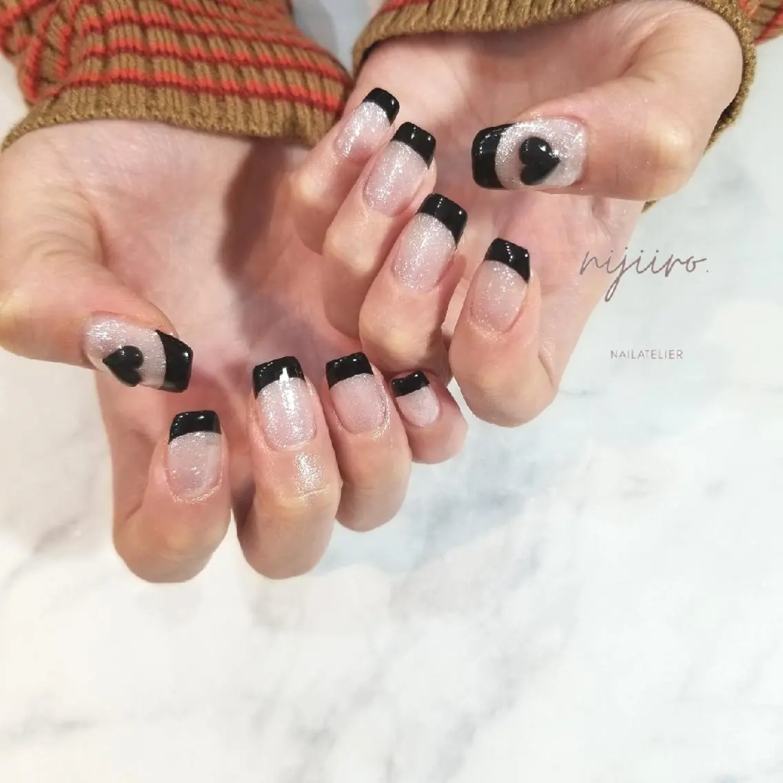 ネイル フレンチネイル ハート ハンドネイル nijiiro🌈 サトウのネイルデザイン