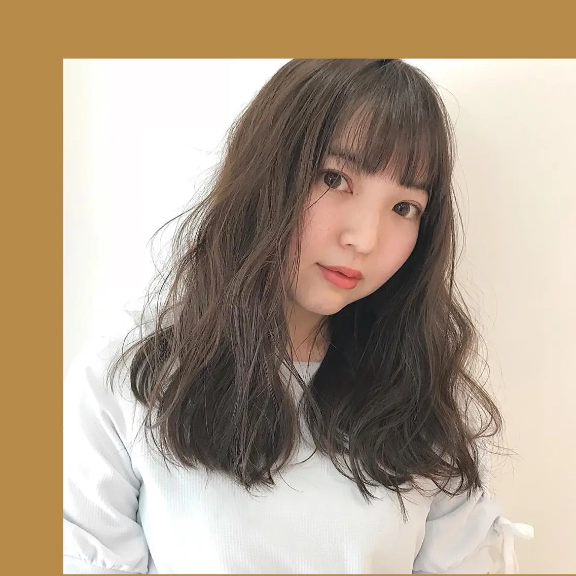 ミディアム カラー ベージュカラー ✨艶ブリーチカラー ✨四ノ宮裕己のヘアスタイル