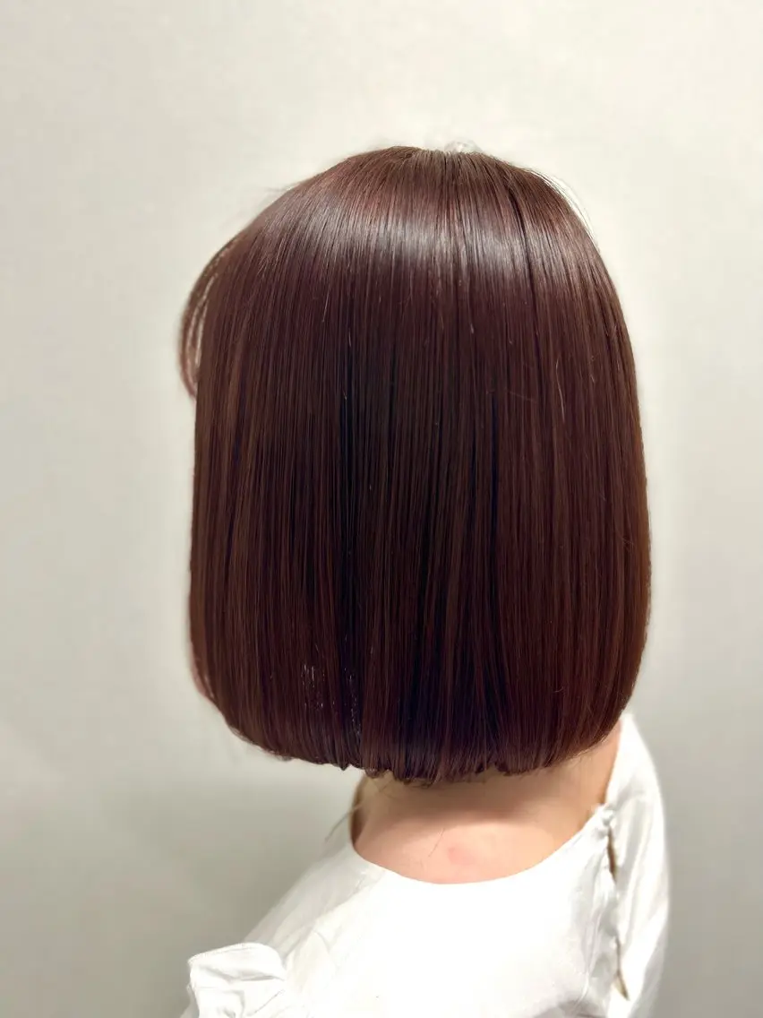 ショート ボブ イノクチ マコト髪質改善カラーのヘアスタイル