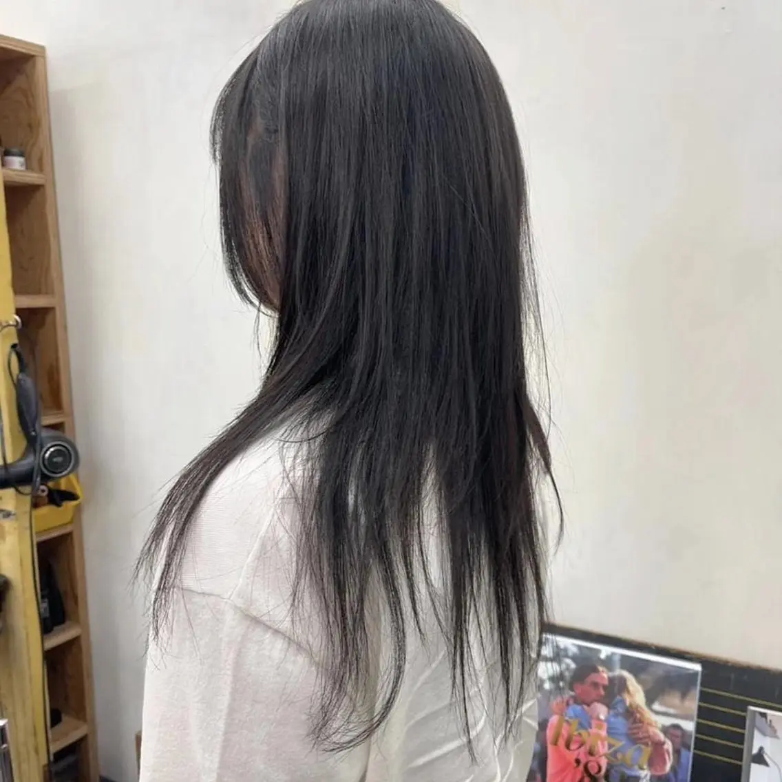 セミロング 韓国レイヤー suzuのヘアスタイル