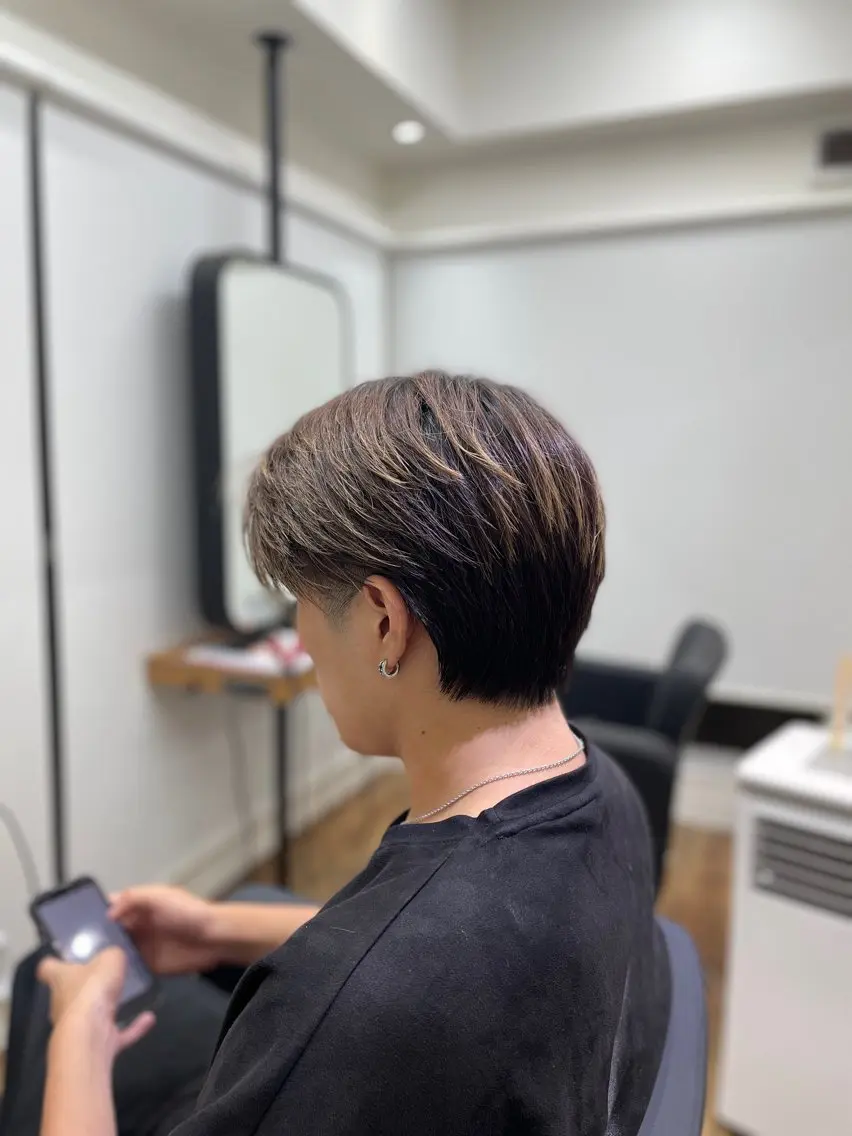 ショート メンズ 三津木正幸 透明感カラー髪質改善のヘアスタイル
