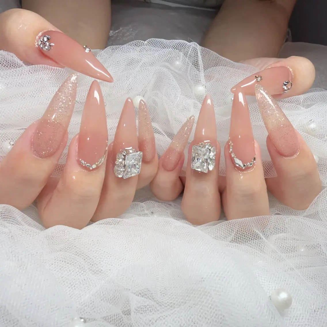 ネイル ハンドネイル CARAT/ Rinaのネイルデザイン
