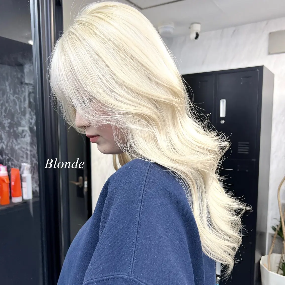 ロング カラー シールエクステ ハイトーンカラー エクステ ヘアカラー トリートメント シールエクステ特化 ハイトーン、NANAのヘアスタイル