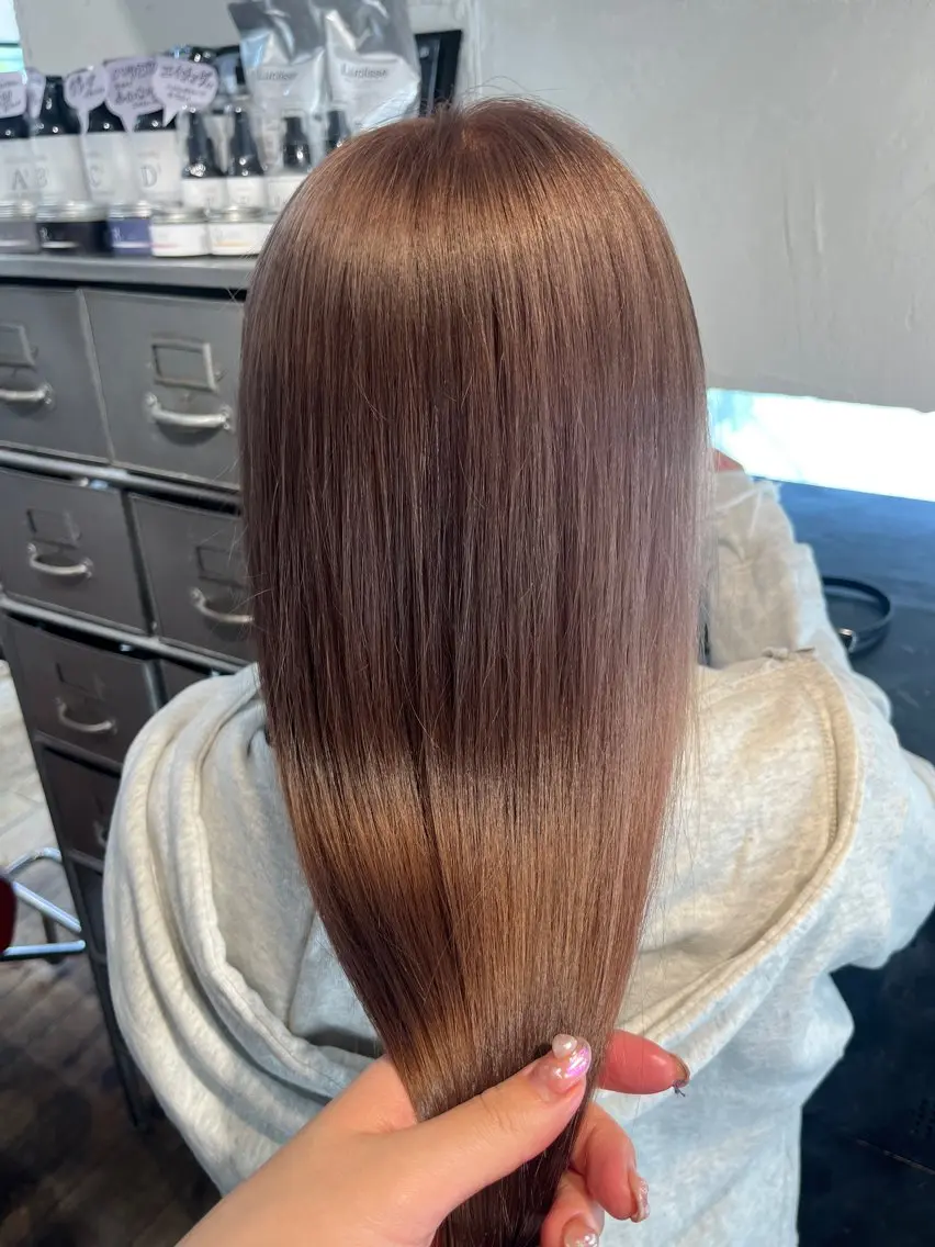 ロング ヘアカラー しみず りんねのヘアスタイル