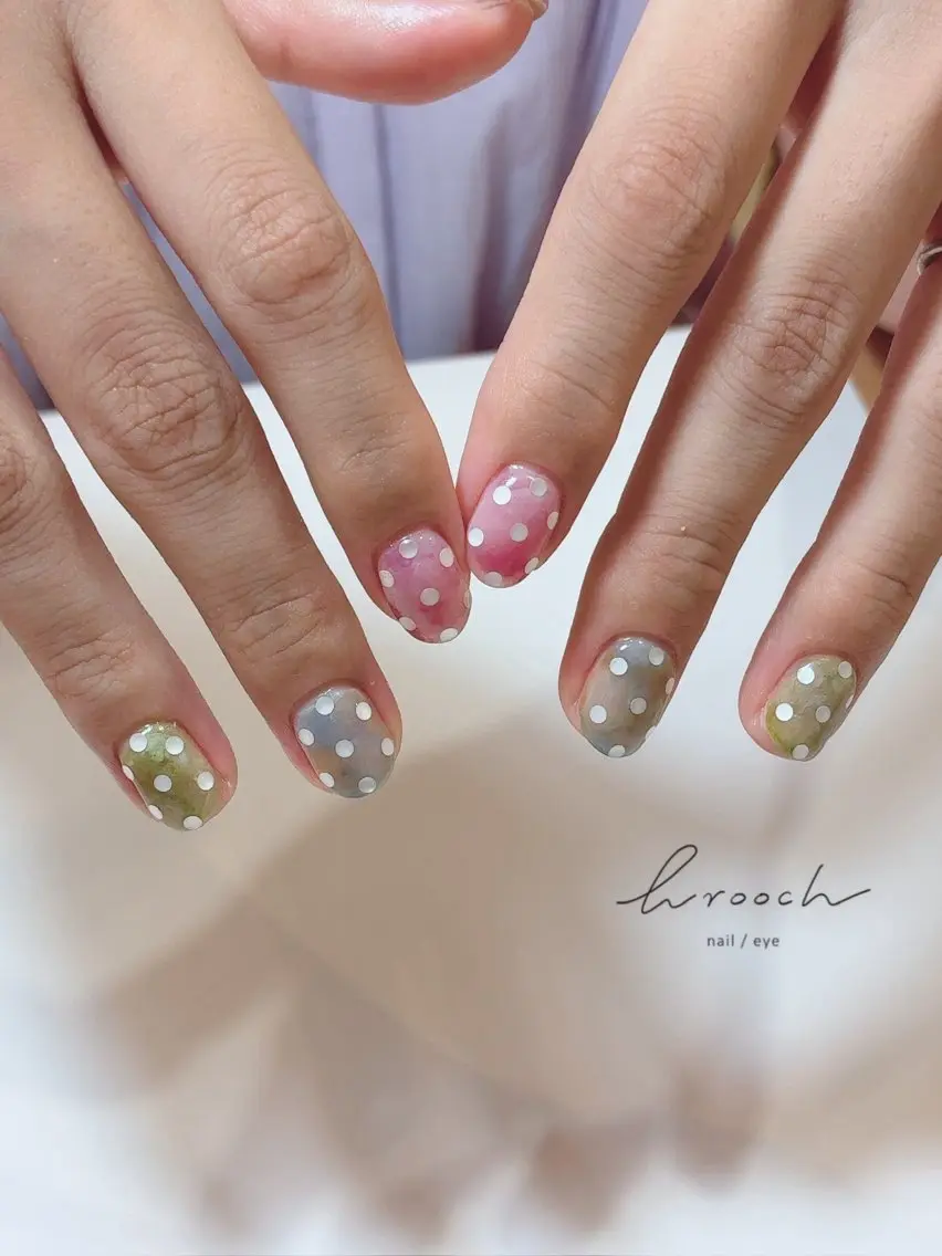 ネイル ハンドネイル BRooCH yuzuのネイルデザイン
