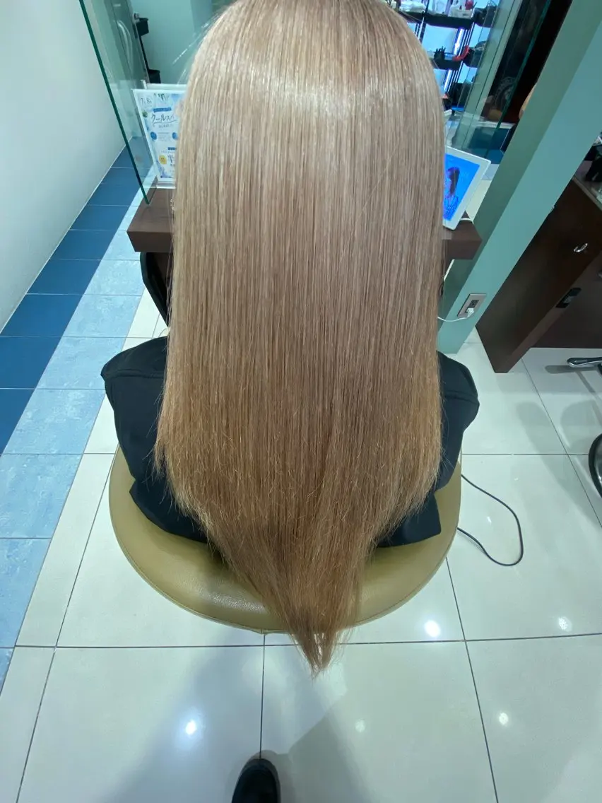 ロング カラー フルカワ ノゾミのヘアスタイル