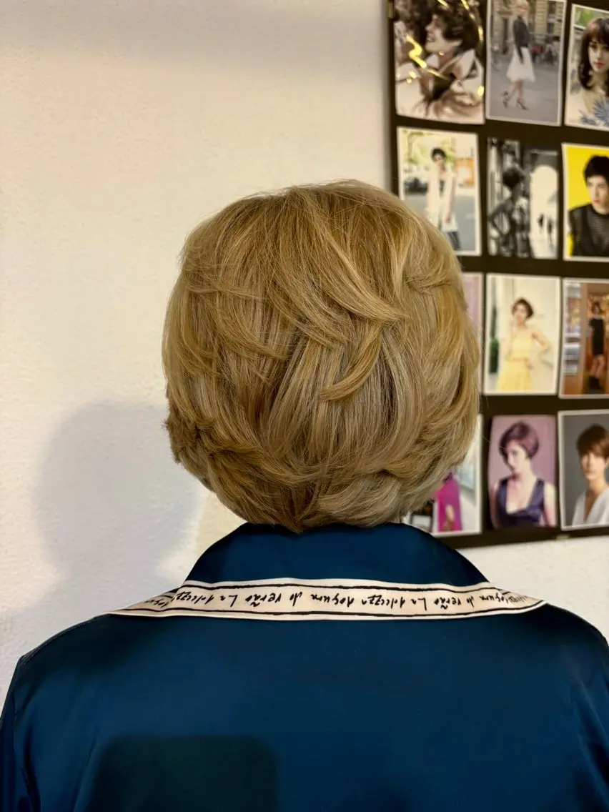 ショート 宮地 珠海のヘアスタイル