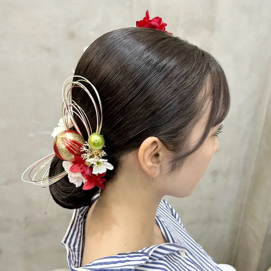 セミロング ヘアアレンジ カット スパのヘアスタイル