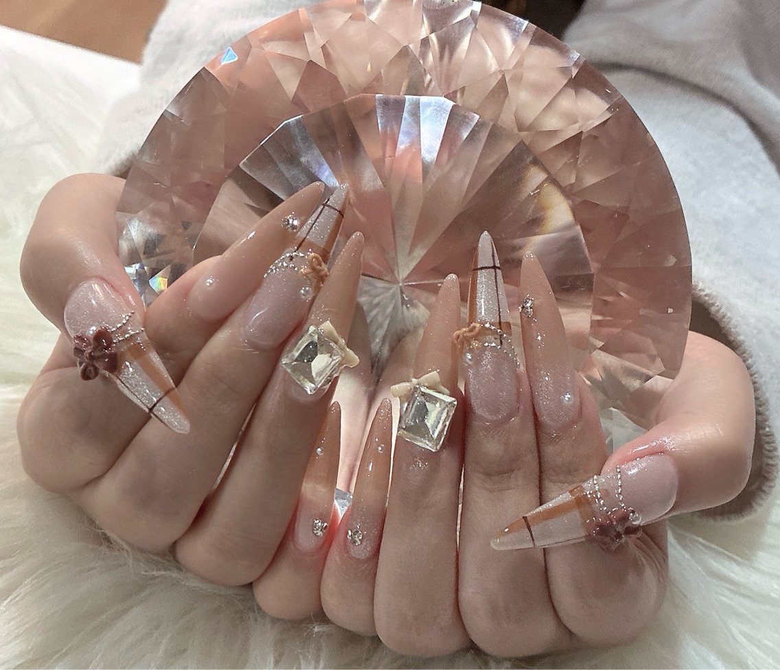 ネイル LoaChaton kaeのネイルデザイン