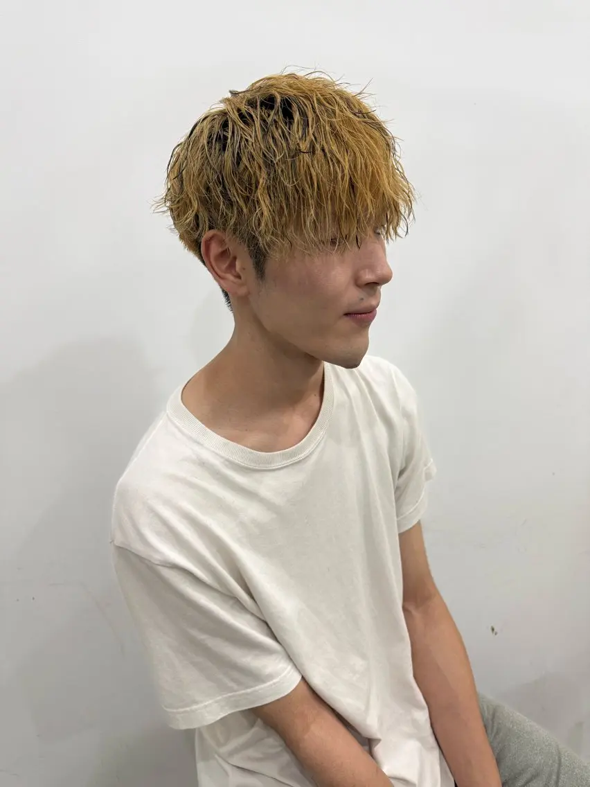 ショート カラー パーマ メンズ SLOW🫧 ルナ🫧のヘアスタイル