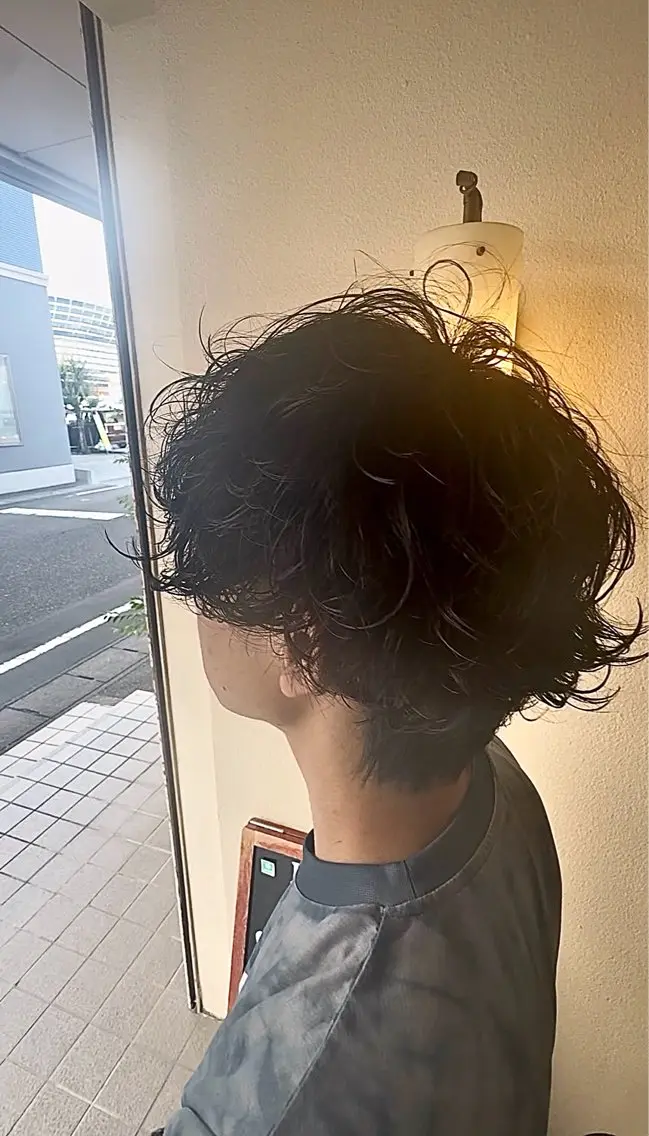 【平日19時以降メンズ限定】カット+パーマ🌀(波巻き、シャドウ、スパイラル、ツイストのみ)の写真