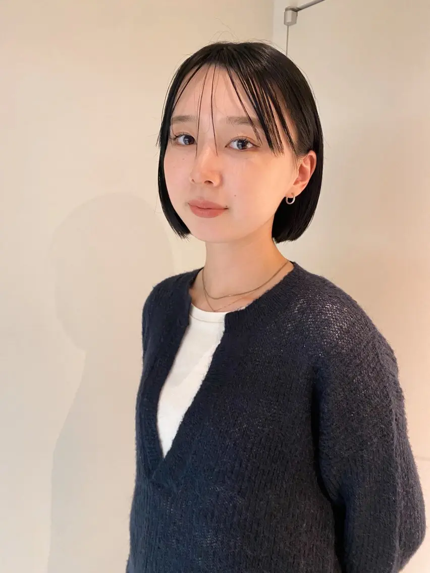 ミディアム サトウ ナナのヘアスタイル