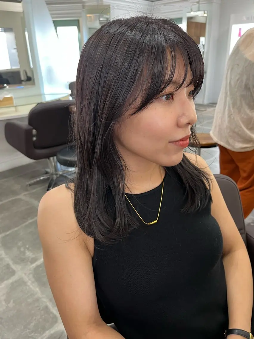 ミディアム カラー ヘアアレンジ アディクシーカラー アッシュ ブルーカラー ブルーアッシュ 透明感カラー 眠れるヘッドスパ✨ chacoのヘアスタイル