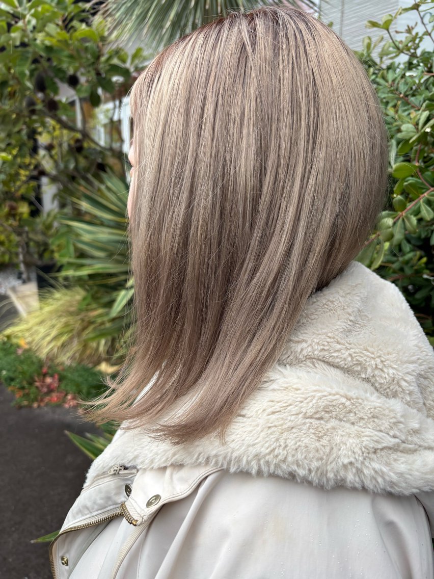 カラー HANDS CLAN ナカムラアヤノのヘアスタイル