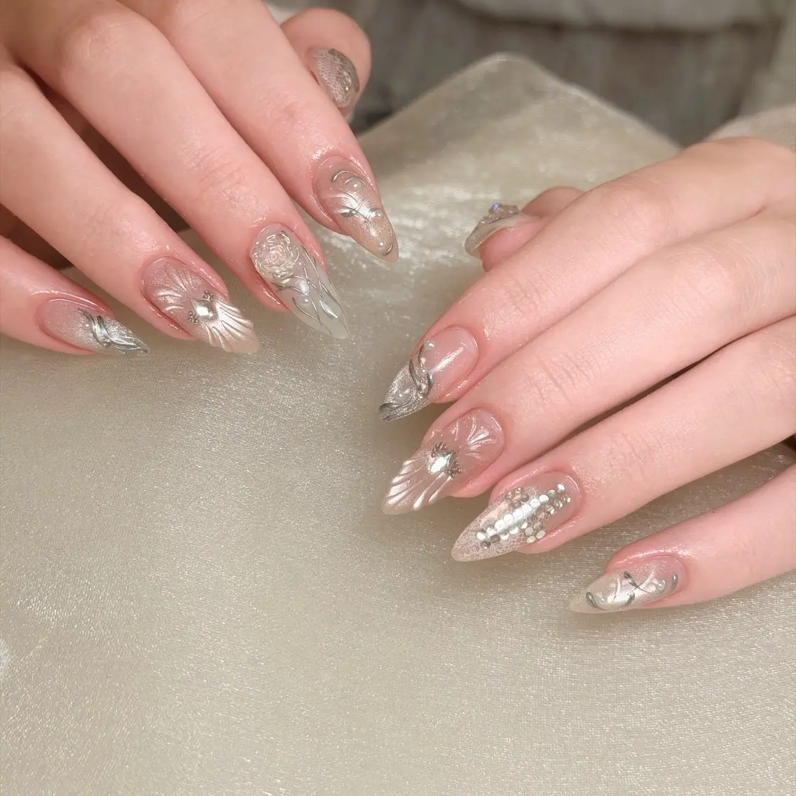 ネイル ハンドネイル ハンドケア ネイル👑クイーンズ NailQueensのネイルデザイン