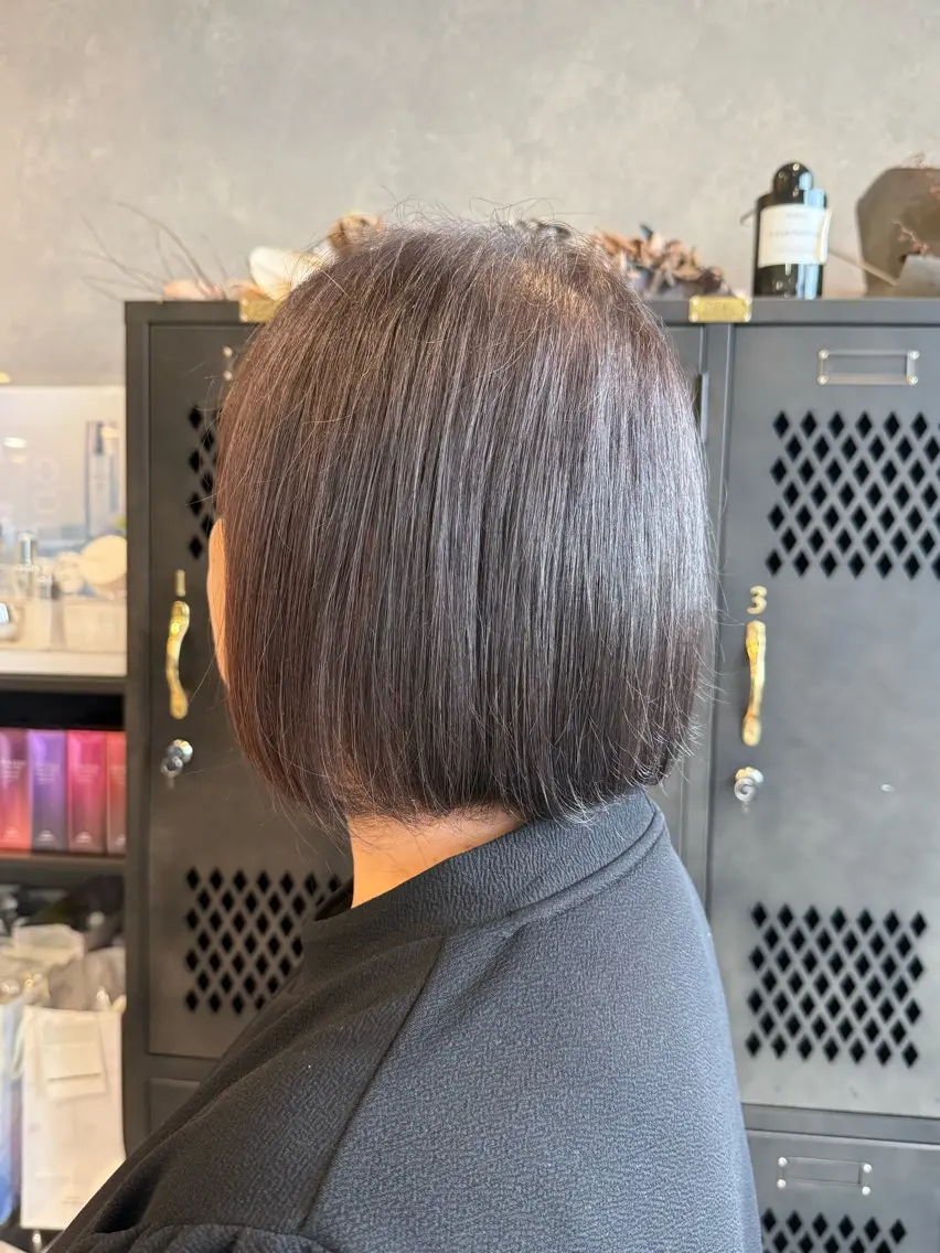 ミディアム カラー ヘアカラー 大崎 友莉のヘアスタイル